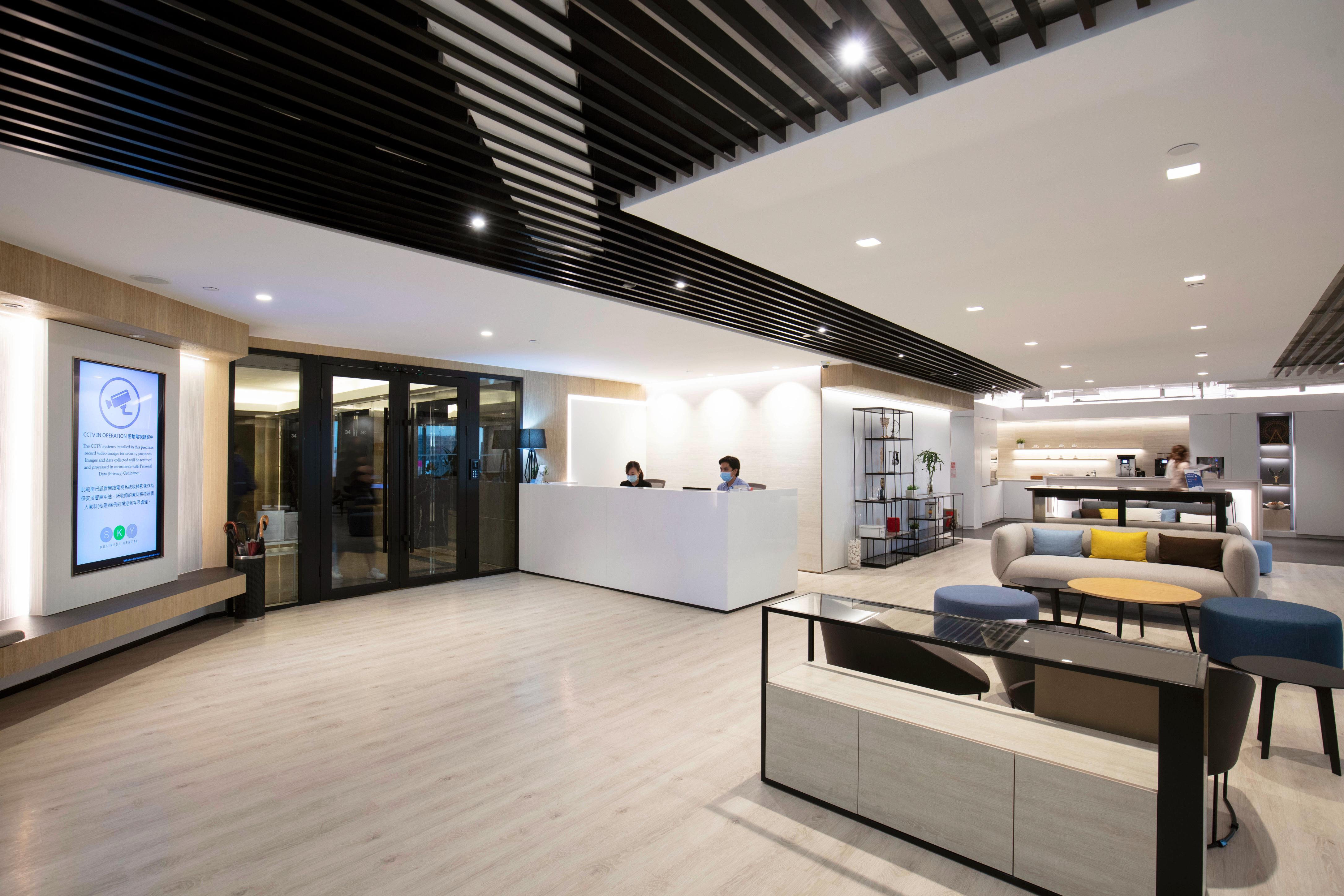 Spacious Reception with Modern Design